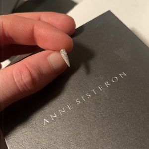 ANNE SISTERON SABRE SINGLE 14kt WHITE GOLD DIAMOND HORN